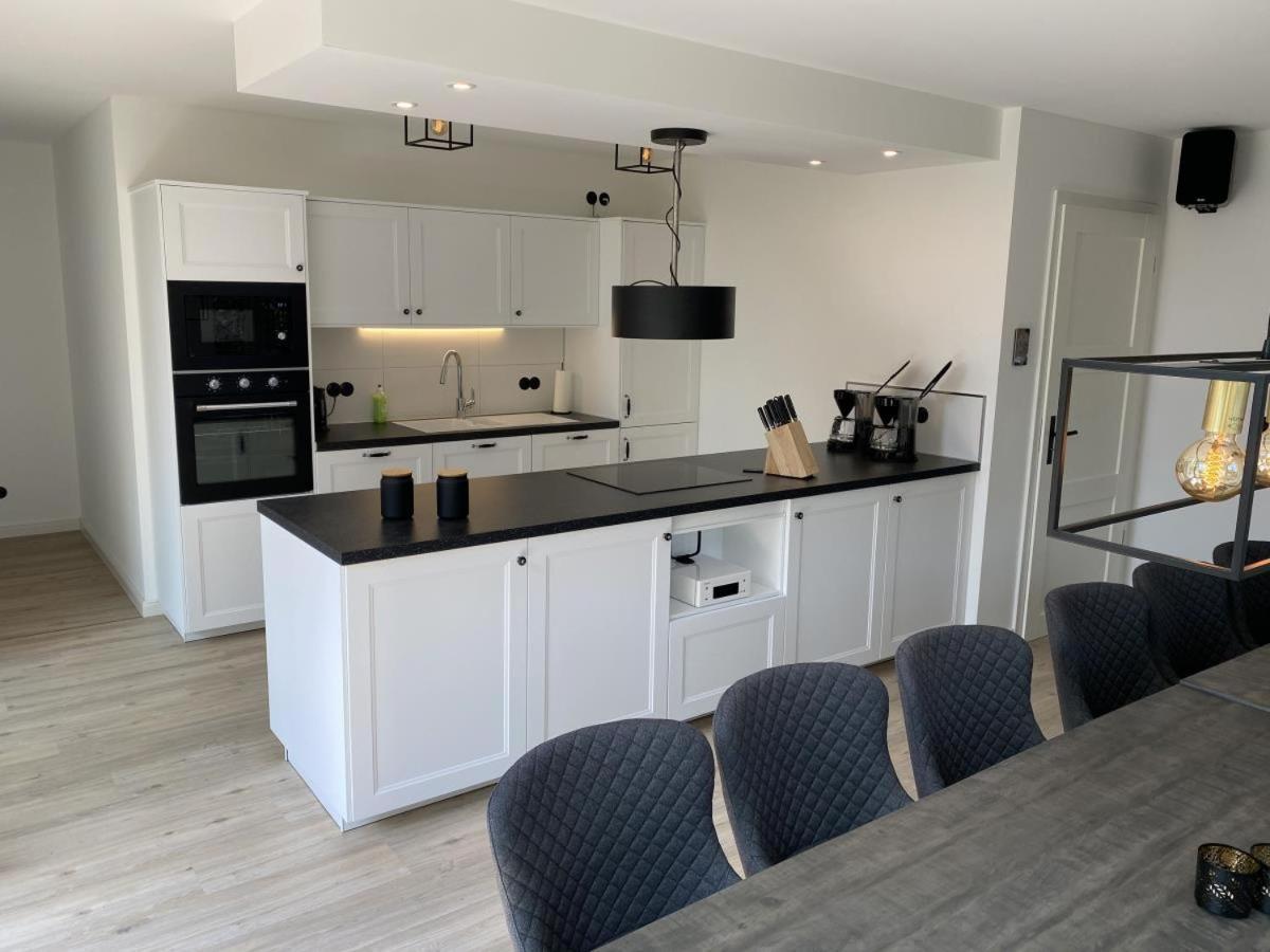 הוילה בורן Fh Magnolia Fuer 12 Pers. Mit Terrasse + Dachterasse מראה חיצוני תמונה